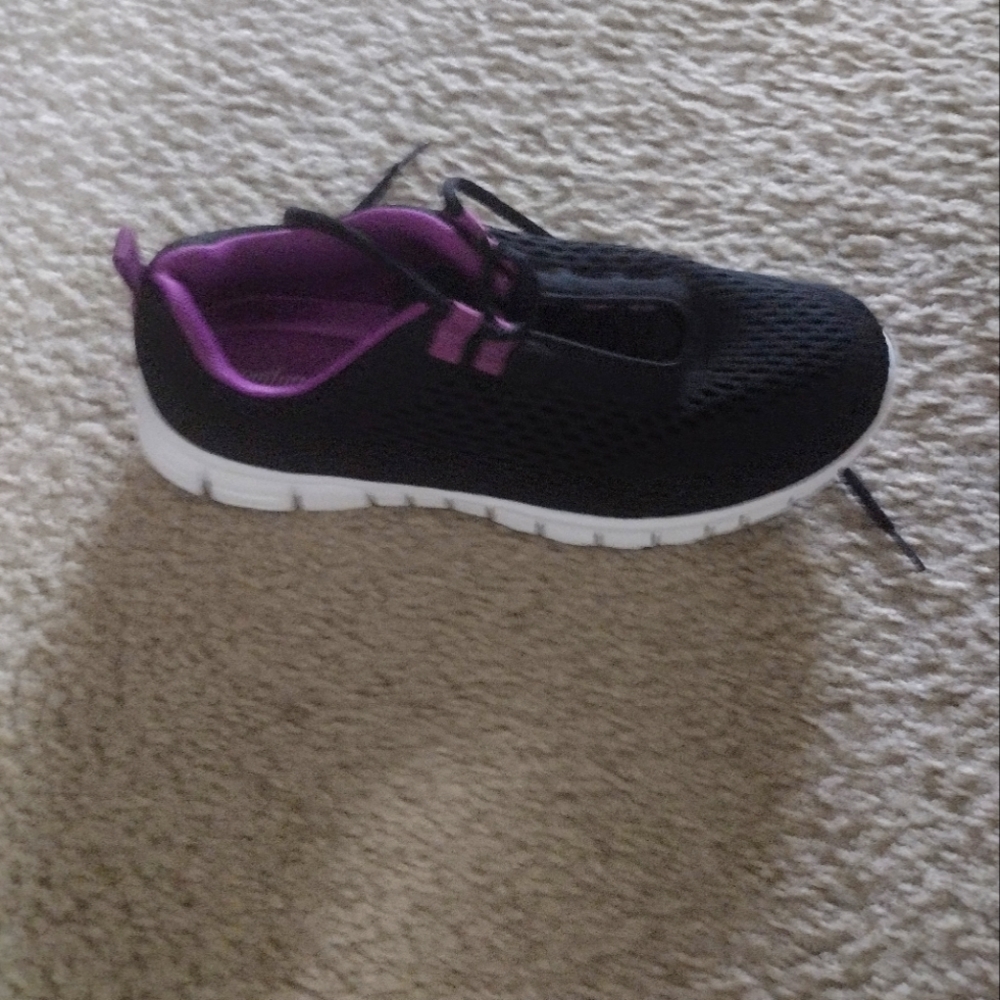 Women's waking shoes